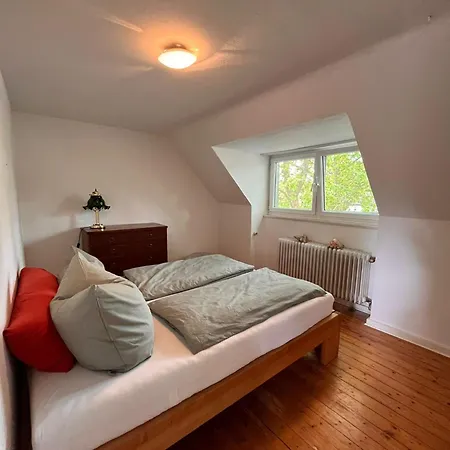 Dachgeschosswohnung Nah Am Rhein Apartment Bonn